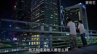 深圳豪宅爆炸瞬间，碎片如雨点般从天而降，惊心动魄！