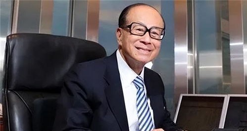 李兆基与李嘉诚，一生相爱相杀的商业传奇