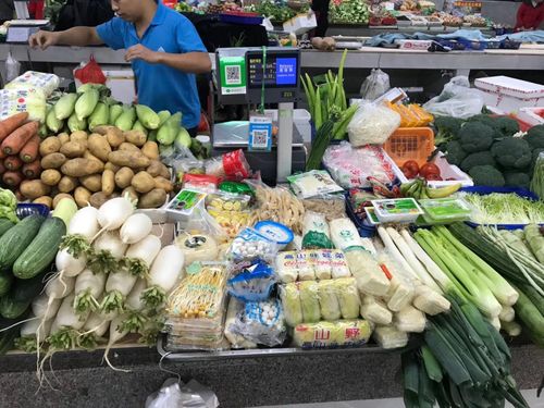 LABUBU拍出190万，藏家，花10万买的！揭秘艺术品市场的惊人增值