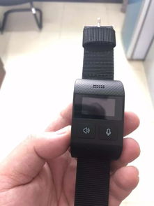 官方:将奖励翻8吨垃圾找手表环卫工
