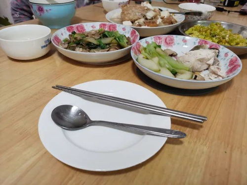顾客称吃苏州糖水发现餐具内增高