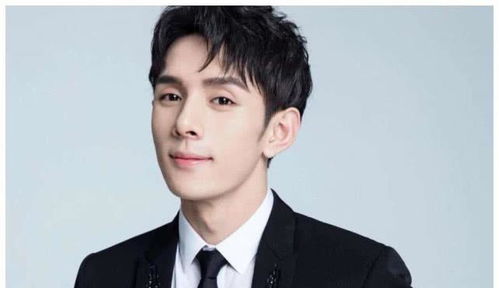王嘉尔深夜崩溃发文