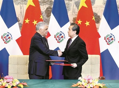 泰柬互逐大使 外交关系降至最低级
