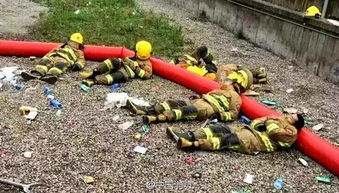 公司浴室起火致26死 13人被公诉